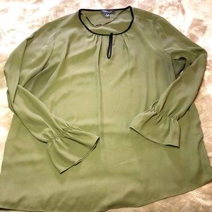 Light weight green top